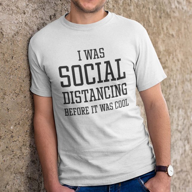 T-shirt Distances sociales (Créateur téléchargé)