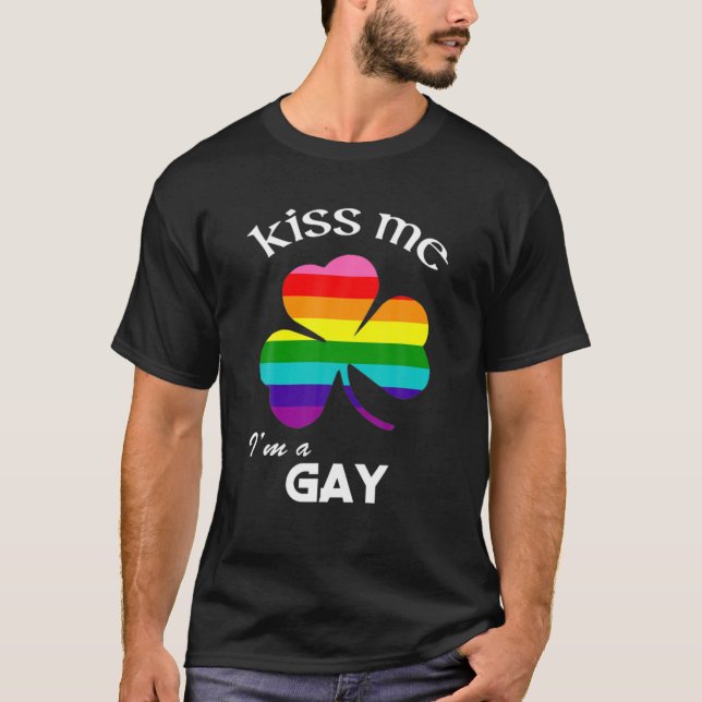 T-shirt Distress Kiss Me Je suis un Shamrock gay St. Patri (Devant)