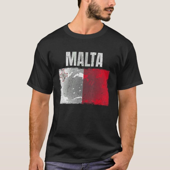 T-shirt Distressed Malte Drapeau Graphique Pour Hommes Fem (Devant)