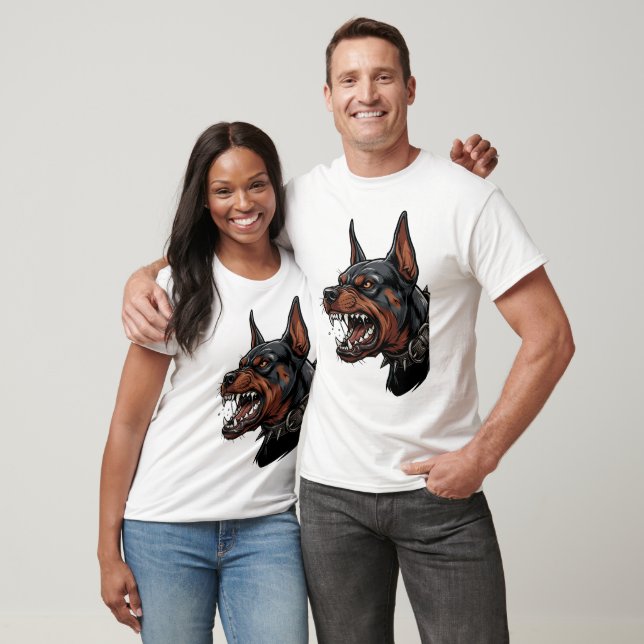 T-shirt Doberman noir et feu féroce avec collier à pointes (Unisexe)