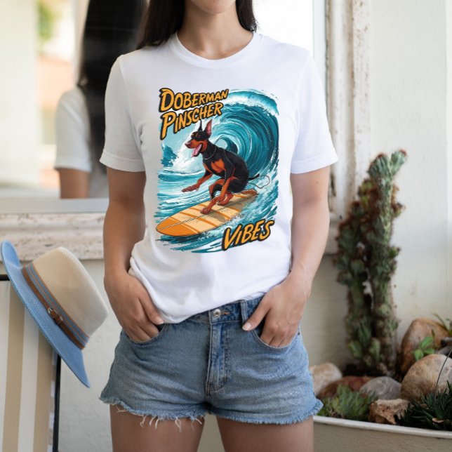 T-shirt Doberman Pinscher Surfer À cheval Vague Tropicale (Créateur téléchargé)