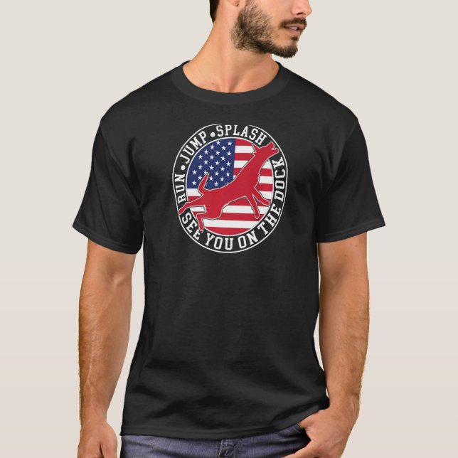 T-shirt Dog Dock Jumping Dock Plongée Chiens Drapeau améri (Devant)