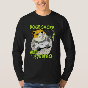 T-shirt Doge Smoke Weke Everyday - Dogecoin Shiba Dog