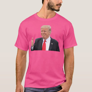 T-shirt Donald Trump lève le pied