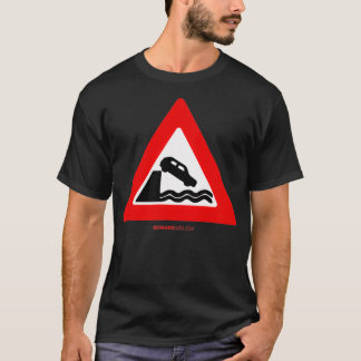 T-shirt Don't drive your car into the water funny road sig