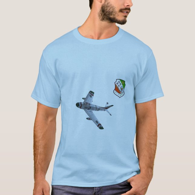 T-shirt d'or de sabre de la couronne F-86 (Devant)