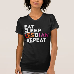 T-SHIRT DORMIR UNE RÉPÉTITION LESBIENNE