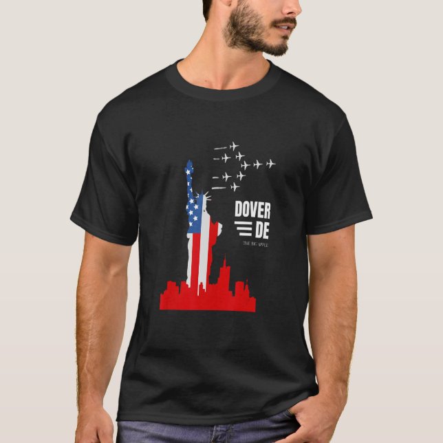 T-shirt Dover DE Statue de la Liberté Drapeau faux Nom de  (Devant)