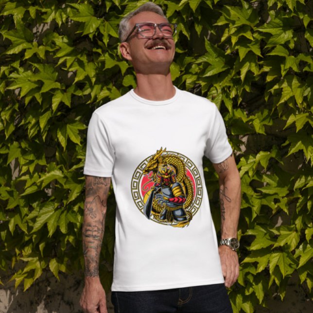 T-shirt Dragon d'or japonais et guerrier de samouraï (Créateur téléchargé)