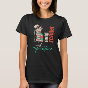 T-shirt Dragon sur les livres Lecteur avide et curieux Pou