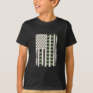 T-shirt Drapeau américain avec trèfles pour la Saint-Patri