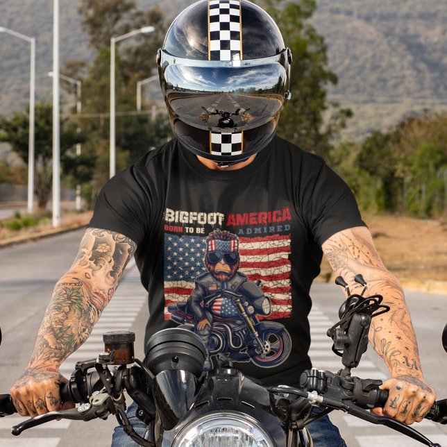 T-shirt Drapeau américain de Bigfoot célébrations du 4 jui (Créateur téléchargé)