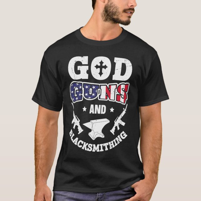 T-shirt Drapeau américain Dieu Fusils et Enclume de forgea (Devant)
