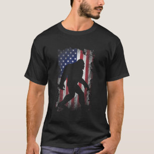 T-shirt Drapeau américain en détresse Bigfoot Sasquatch T