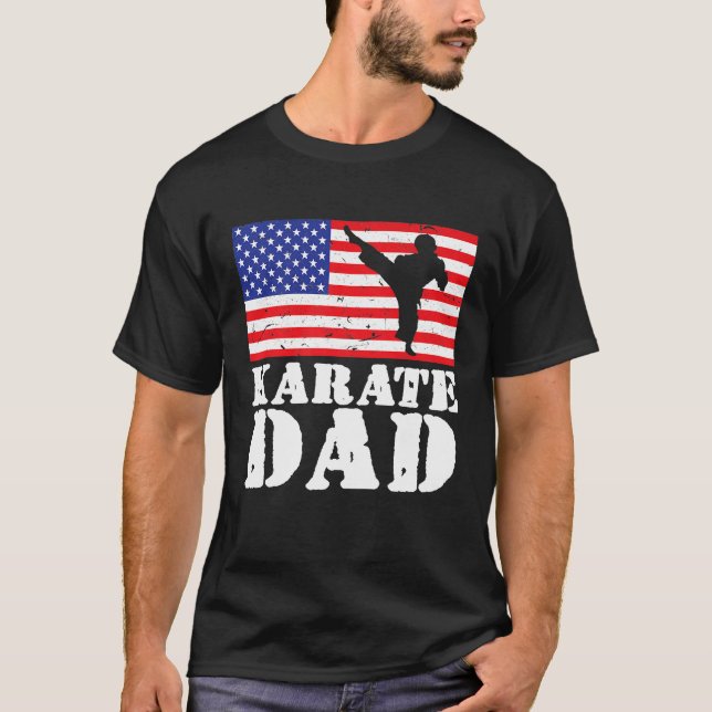 T-shirt Drapeau américain en détresse Usa pour papa karaté (Devant)