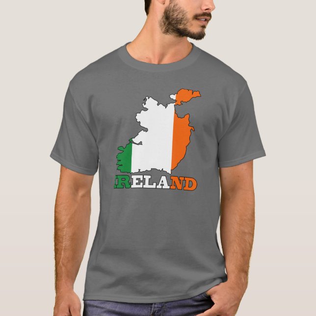T-shirt Drapeau dans la carte de l'Irlande (Devant)