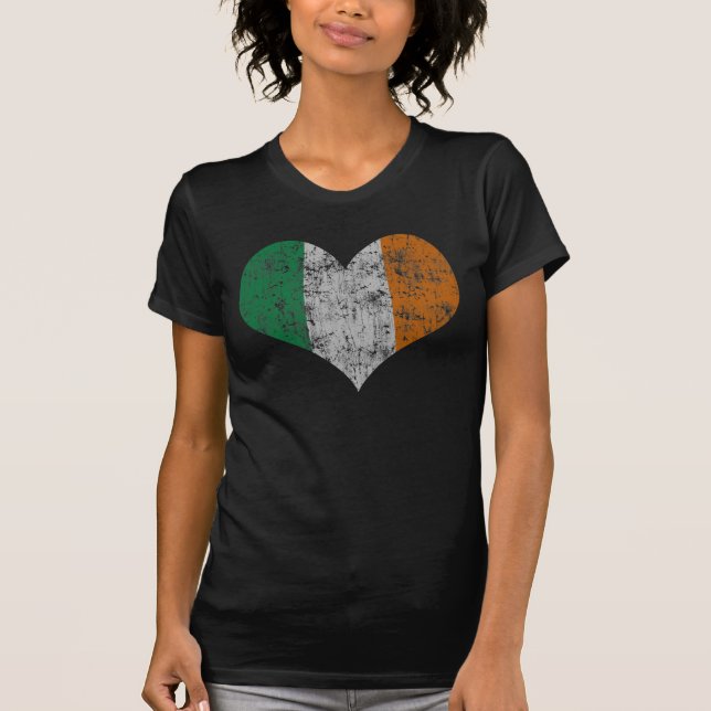 T-shirt Drapeau de coeur vintage d'Irlande (Devant)