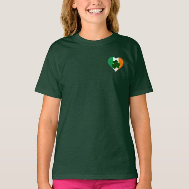 T-shirt Drapeau de l'Irlande Coeur avec St Patrick Shamroc (Devant)
