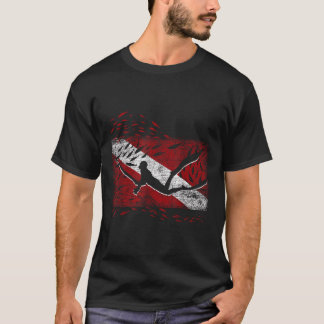 T-shirt Drapeau de plongée Lance de pêche Cadeau de pêcheu