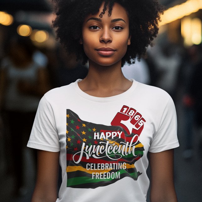 T-shirt Drapeau JUNETEENTH 1865 Célébrant la Liberté (Choose from a stylish selection of Juneteenth apparel and gifts to celebrate Juneteenth.)