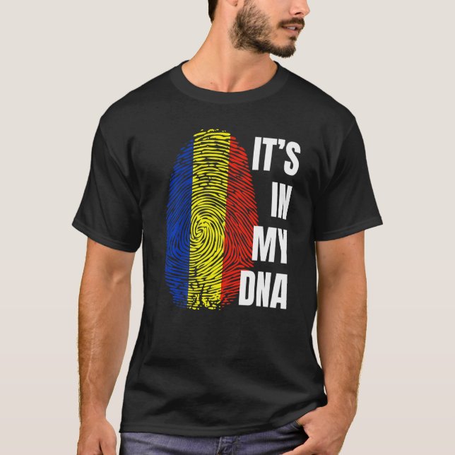 T-shirt Drapeau roumain empreintes digitales Roumanie (Devant)
