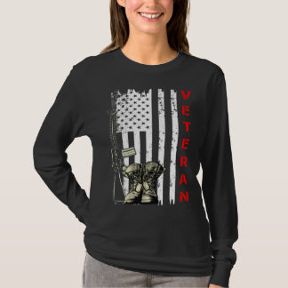 T-shirt Drapeau USA vétéran arme et bottes de combat vété