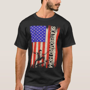 T-shirt Drapeau vintage Américain Fier Skateboard Maman Pa