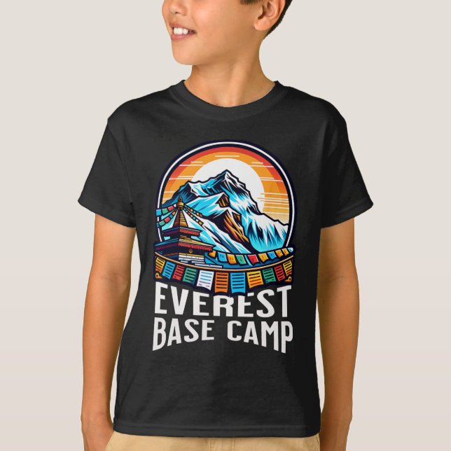 T-shirt Drapeaux de prière du camp de base de l'Everest Né (Devant)