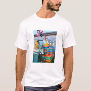 T-shirt Drapeaux et caisses colorés de bouée de pêche d
