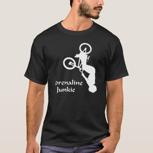 T-shirt Drogué d'adrénaline de BMX (foncé) (Devant)