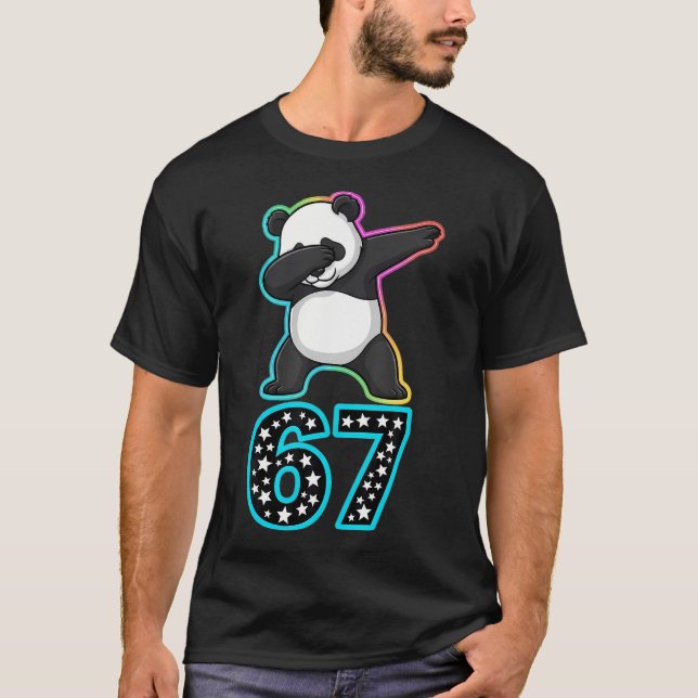 T-shirt Drôle 67 Mème Panda Dabbing Arc-en-ciel Génération (Devant)
