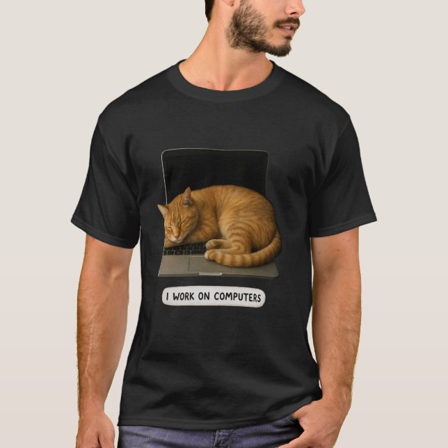 T-shirt Drôle Chat Tech Je travaille sur les ordinateurs p (Devant)