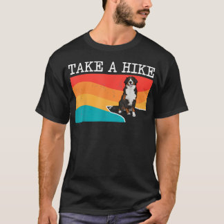 T-shirt Drôle de Bernese Mountain Dog pour une randonnée