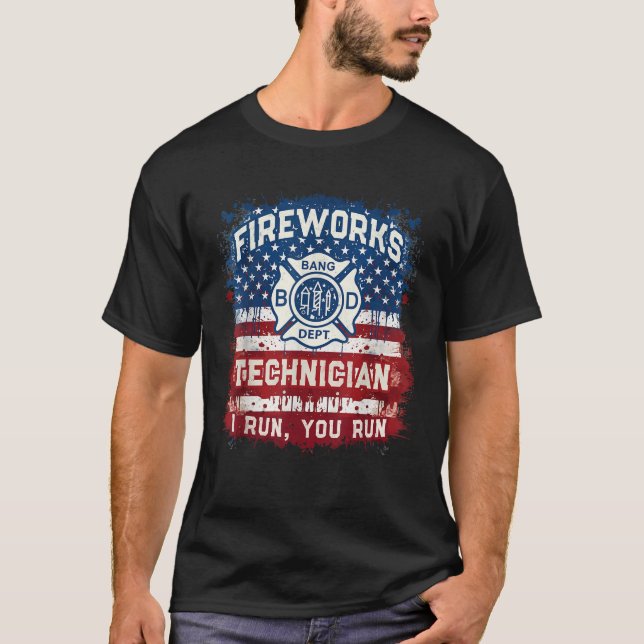 T-shirt Drôle FIREWORDS TECHNICIEN de sécurité expert Pyro (Devant)