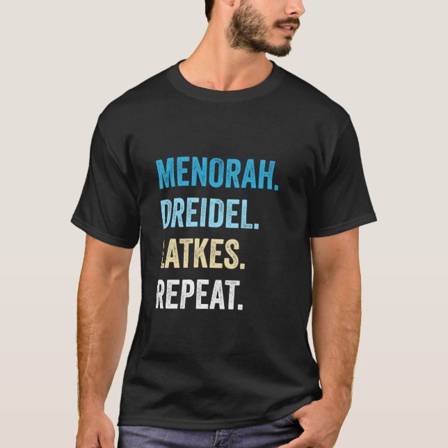 T-shirt Drôle Hanoukka Menorah Dreidel Latkes répéter Jewi (Devant)