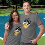 T-shirt Drôle joueur de Pickleball Monster Beast Claw Cust<br><div class="desc">Chirurgie de pickleball amusante avec une mâchoire de bête tenant un pickleball. Ajoutez une ligne de texte personnalisé à personnaliser - ou à supprimer. Idéal pour le tournoi ou le jeu de rec compétitif.</div>