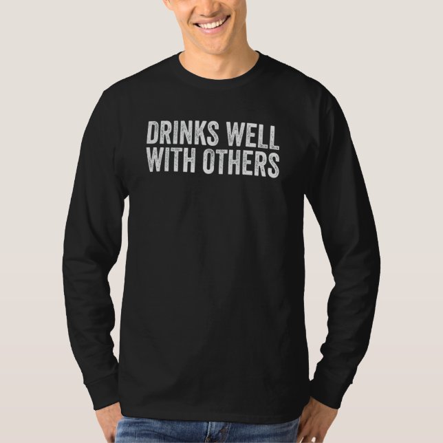 T-shirt Drôle Jour de la Saint Patrick Boit Bien Avec Les  (Devant)