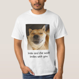T-shirt drôle mignon chien souriant avec slogan exaltant