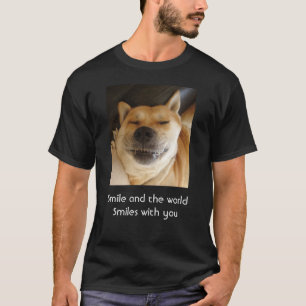 T-shirt drôle mignon chien souriant avec slogan exaltant