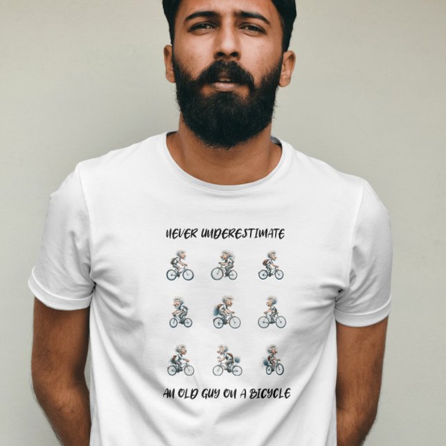 T-shirt Drôle Ne sous-estime jamais un vieil homme sur un  (Créateur téléchargé)
