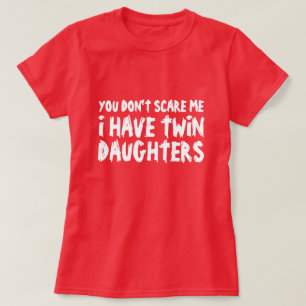 T-shirt drôle pour les mères qui ont des filles ju