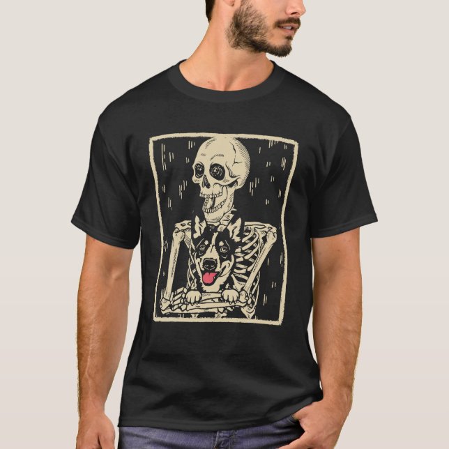 T-shirt Drôle Skeleton Hugs Australian Cattle Dog (Devant)
