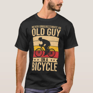 T-shirt Drôles d'hommes à vélo Ne sous-estimez jamais un v