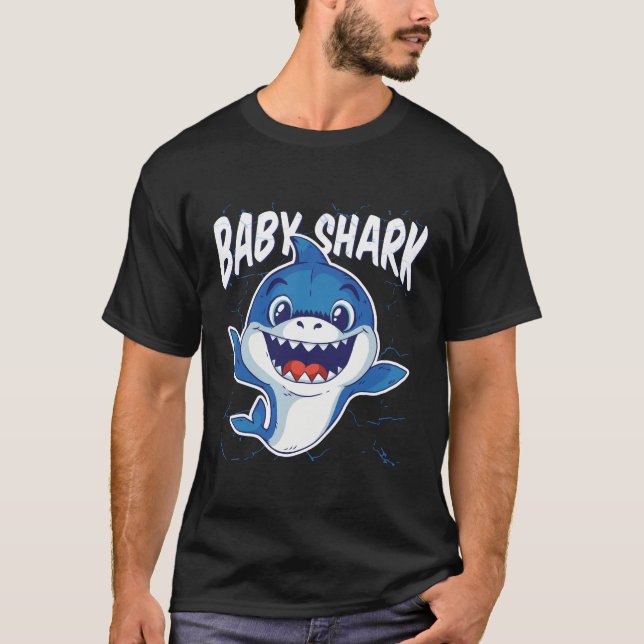 T-shirt Drôles mignons de requin de bébé font font (Devant)