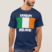 Dublin, Irlande avec drapeau irlandais