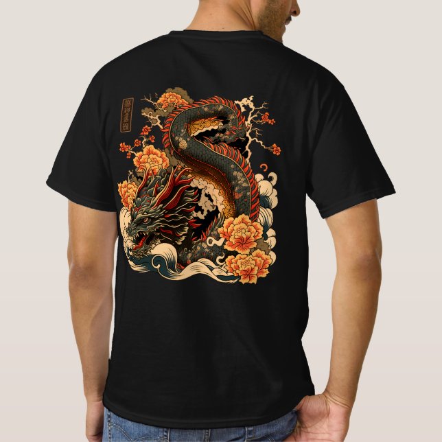 T-shirt d'un dragon à la japonaise traditionnelle (Dos)
