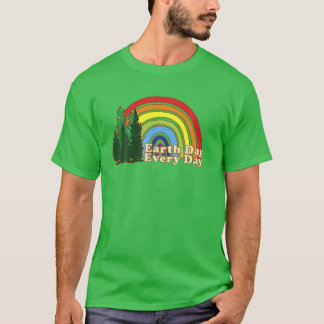 T-shirt Earth Day Everyday Rainbow Pine Tree Design