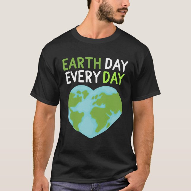 T-shirt Earth Day Everyday Rainbow Pine Tree Nature Green  (Devant)