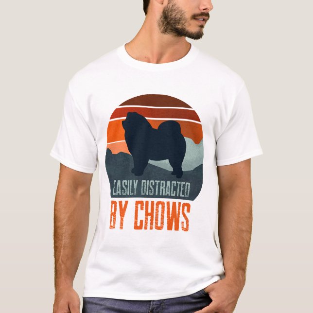 T-shirt Easily Distracted By Chows Dog Walking (Devant)