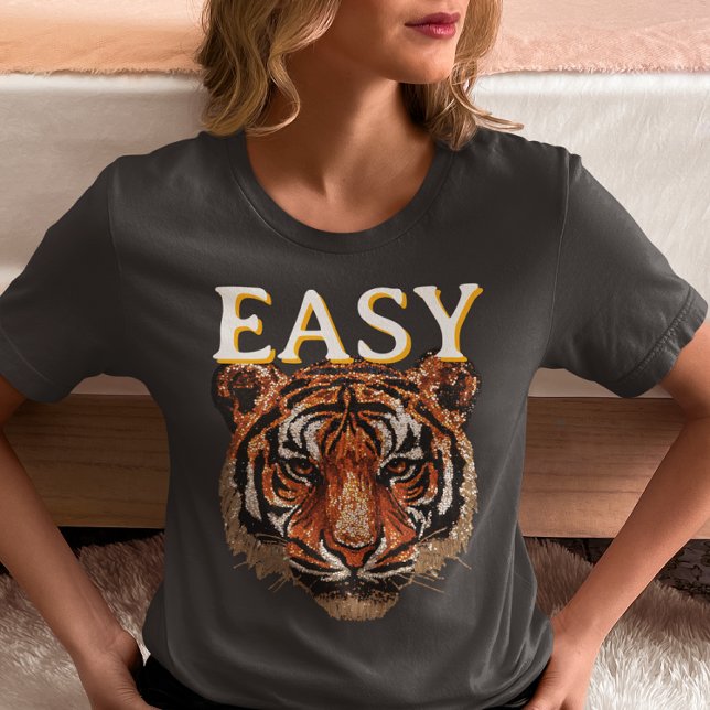 T-shirt Easy Tiger Portrait Faux Sequin look tendance (Créateur téléchargé)